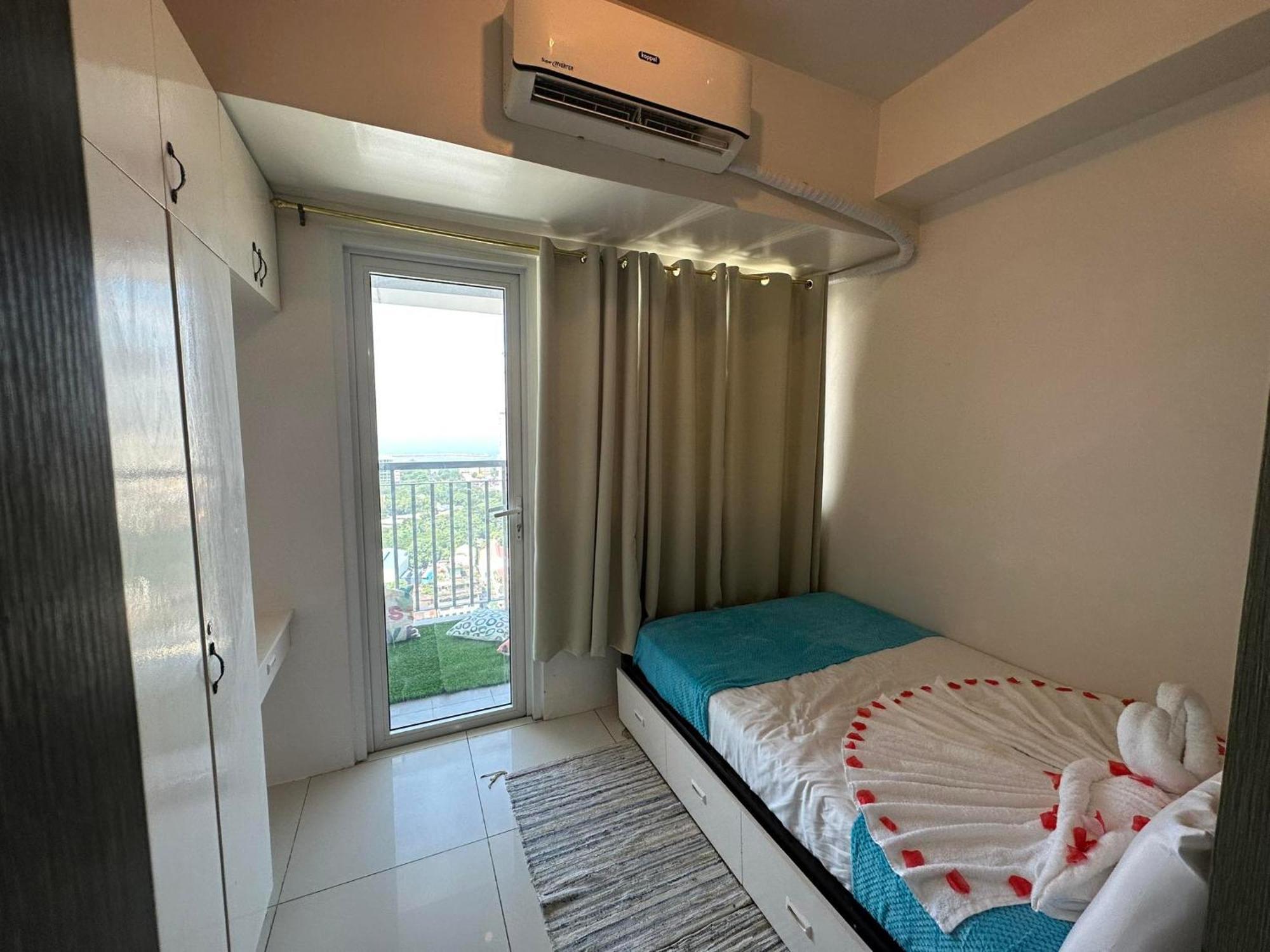 Green Residences Staycation By Pbyy Manila Eksteriør billede
