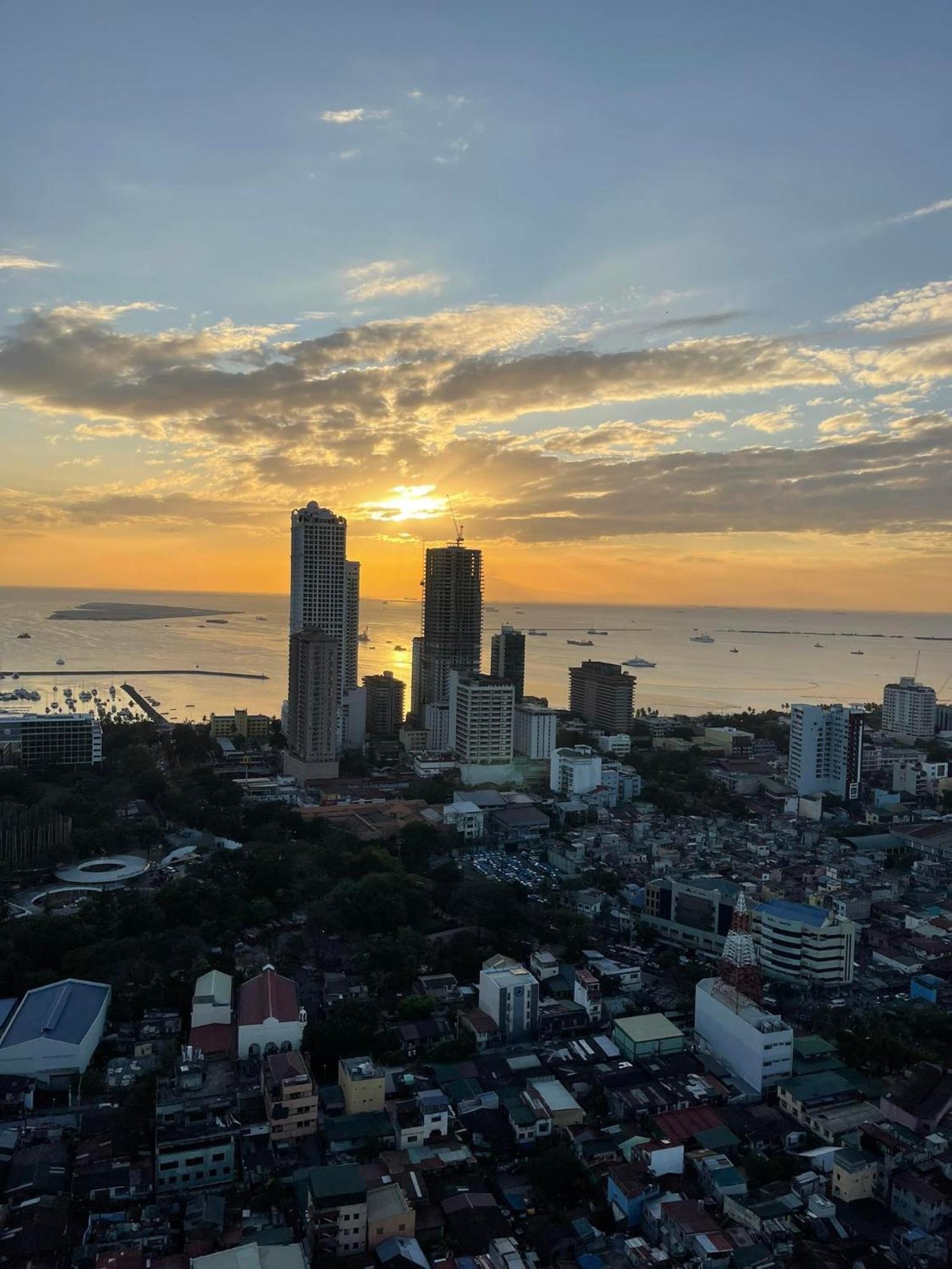 Green Residences Staycation By Pbyy Manila Eksteriør billede