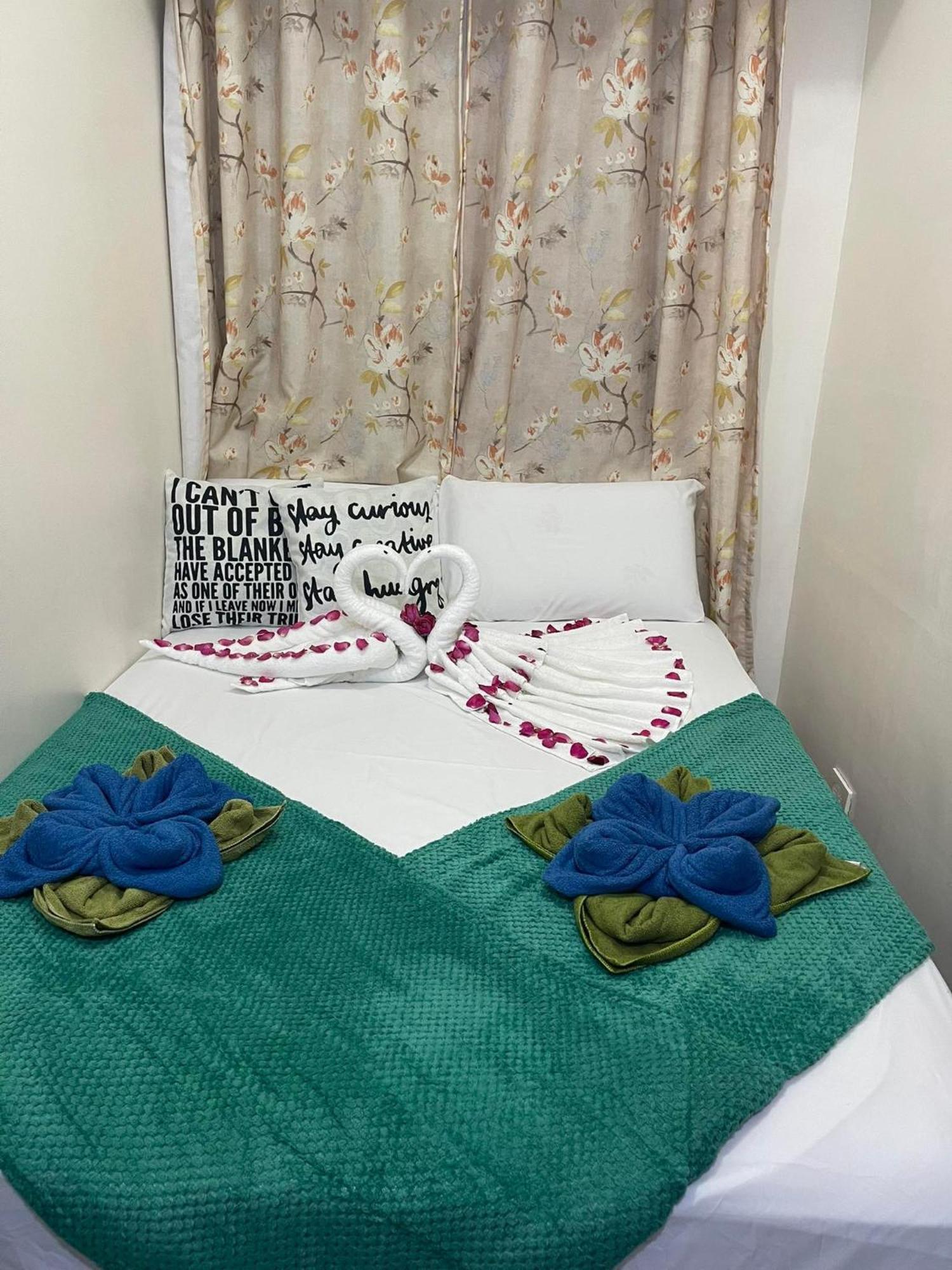 Green Residences Staycation By Pbyy Manila Eksteriør billede